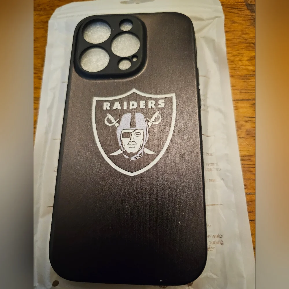 Las Vegas Raiders phone case